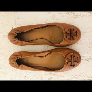 Tory Burch Women's Royal Tan REVA Ballet Flats